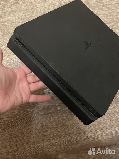 Sony PS4 slim 1tb