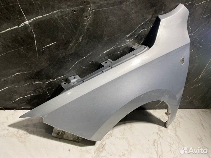 Крыло переднее левое Skoda Rapid cfna 2015