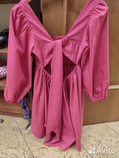 Платье розовое с открытой спиной 42-44