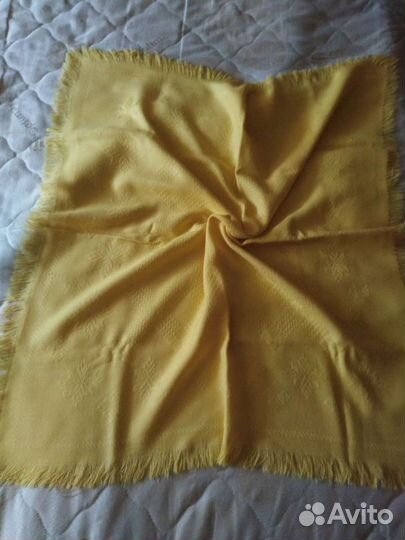 Платки, шарфы