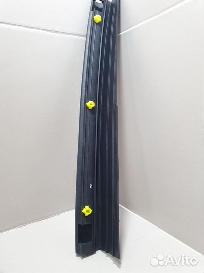 Уплотнитель крыла переднего левого Toyota Rav4 30