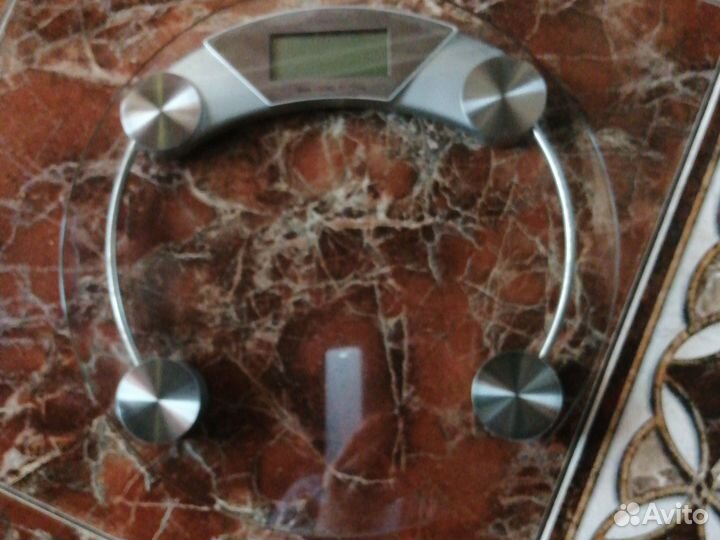 Весы напольные электронные