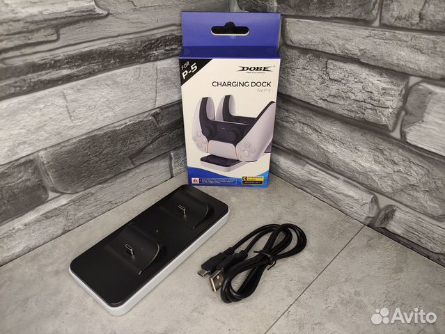 Зарядная станция Dobe для 2-х джойстиков PS5 новая