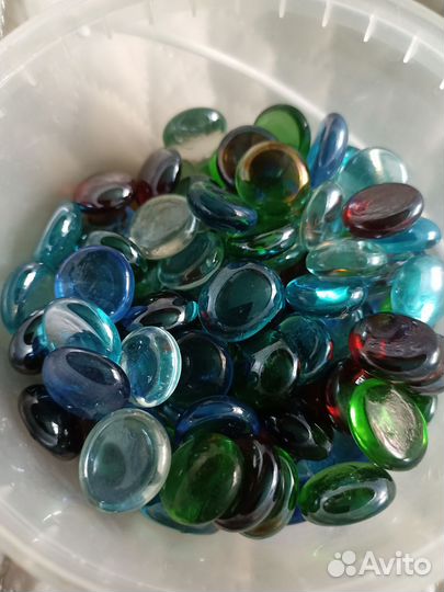 Стеклянные камушки