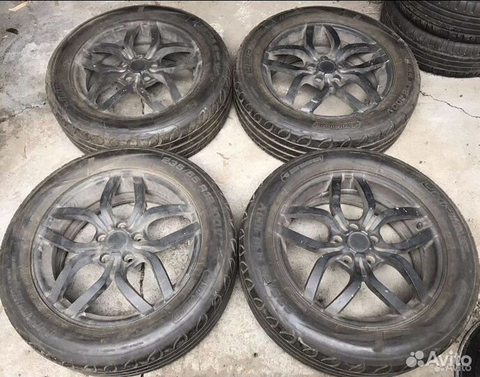 R18 Kormoran Ultra High Performance 235/55, PCD 5x114.3 DIA 67.1