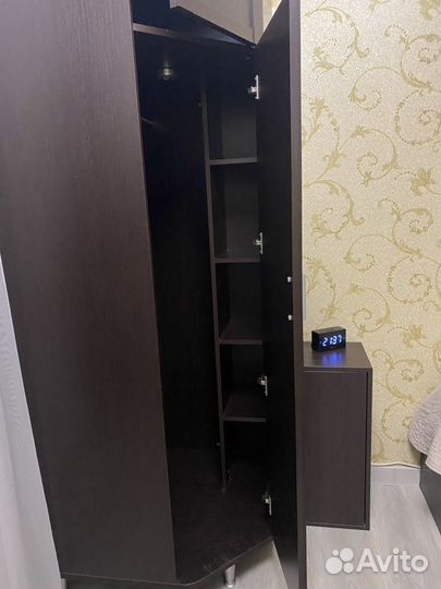 Стенка и угловой шкаф