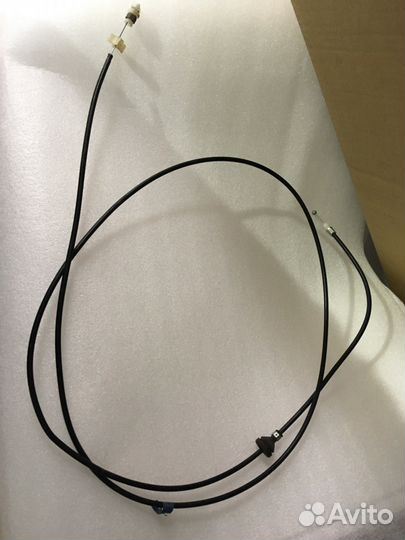 Трос открывания капота Mitsubishi Outlander XL