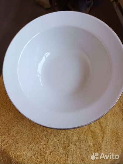 Глубокие суповые тарелки