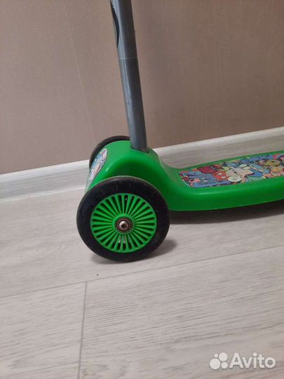 Самокат детский трехколесный