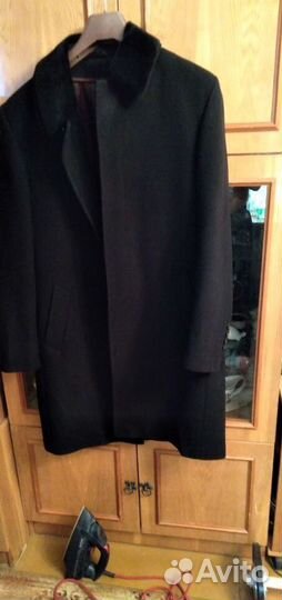 Пальто продаю