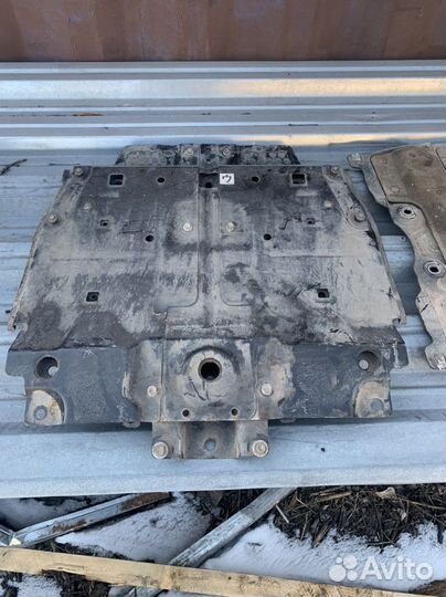 Защита картера Toyota Land cruiser 200