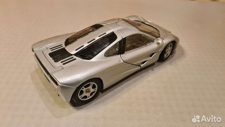 Коллекционная модель 1/18