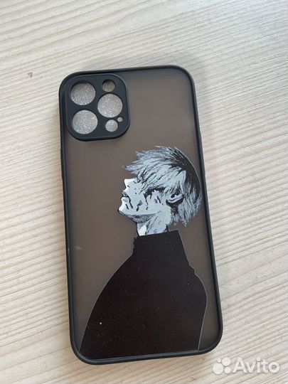 Чехол на iPhone 12 про