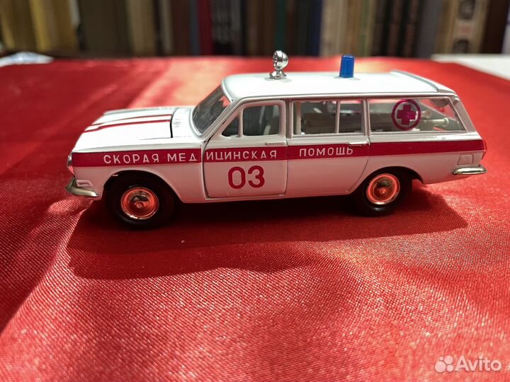 Модели автомобилей газ (зис; зим) 1:43