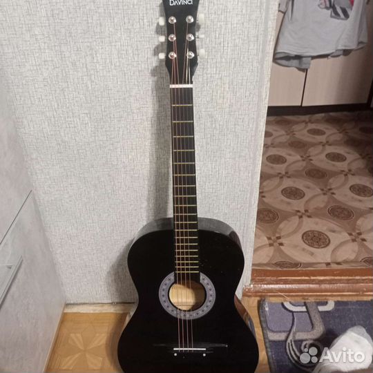 Акустическая гитара