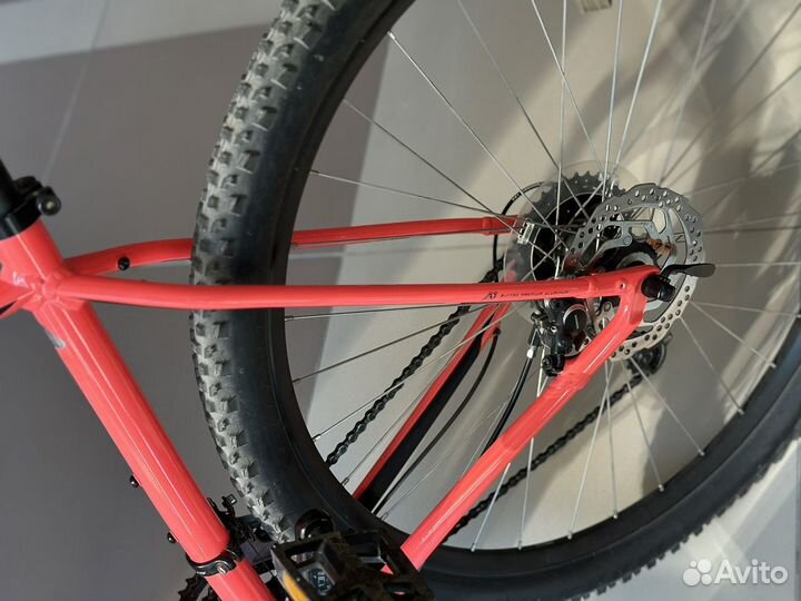 Горный велосипед specialized rockhopper