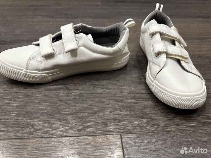 Кроссовки детские 35 размер