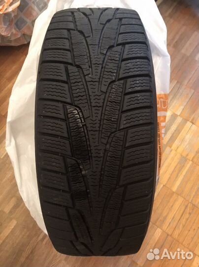 Kumho I'Zen KW31 215/65 R16