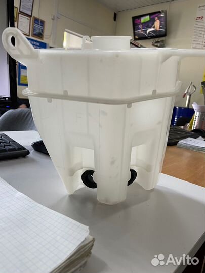 Бачок омывателя Rio (00-02 хетчбек)