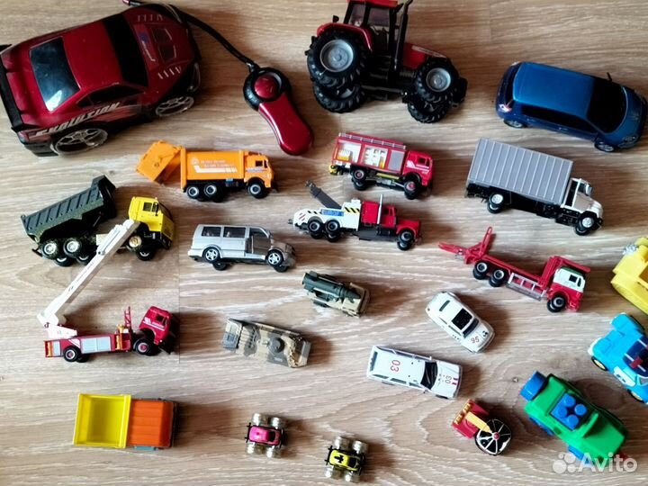 Машинки игрушки