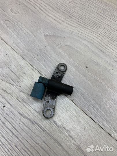 Датчик коленвала Renault laguna 2