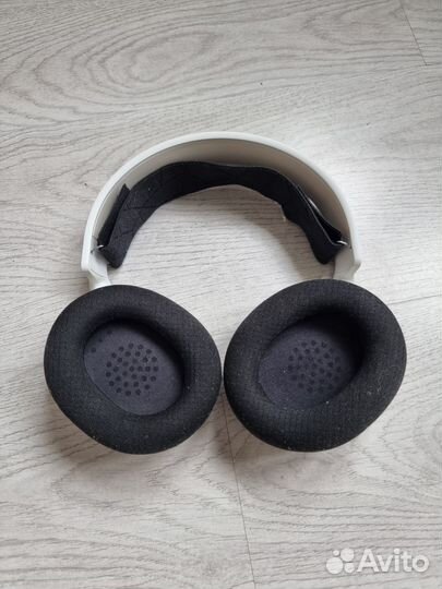 Гарнитура SteelSeries Arctis 3 White Edition