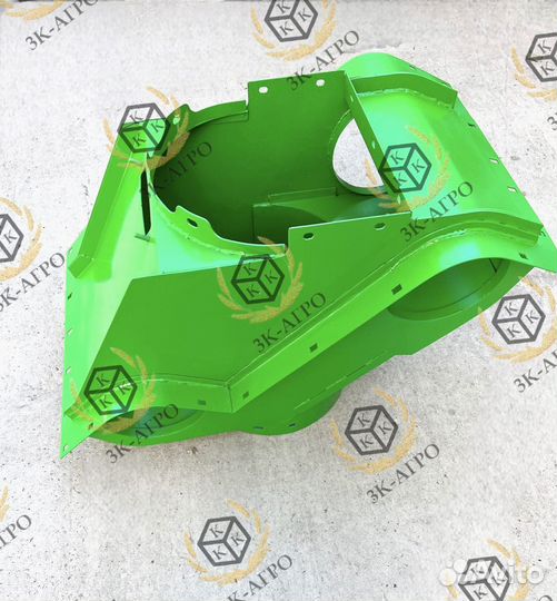 Корпус шнека John Deere AH215724