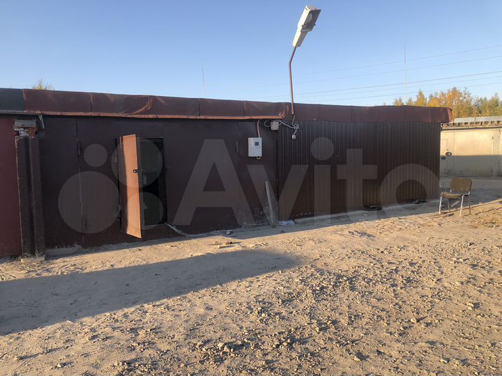 Гараж, > 30 м²