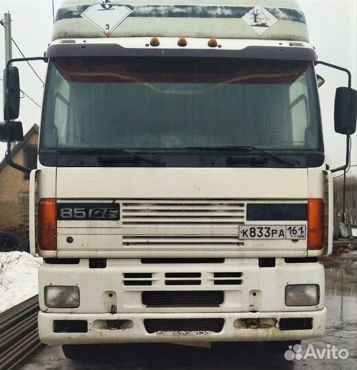 Водитель автомобиля DAF
