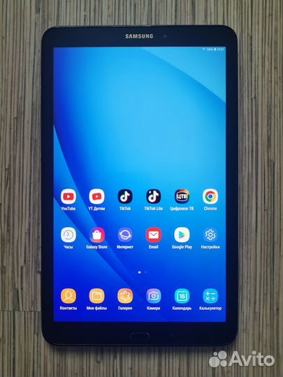 Планшет Samsung galaxy tab A 10.1 sm-t580 2/16