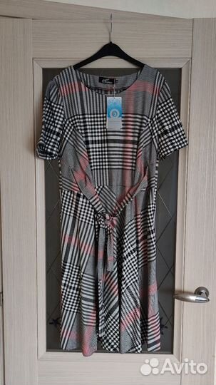 Новое платье р.52