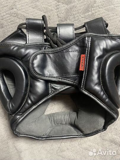 Боксерский шлем