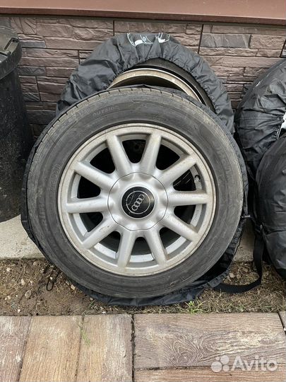 Диски литые оригинальные на Audi 80