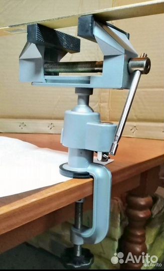 Тиски слесарные