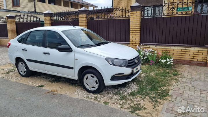 LADA Granta 1.6 МТ, 2019, 77 252 км