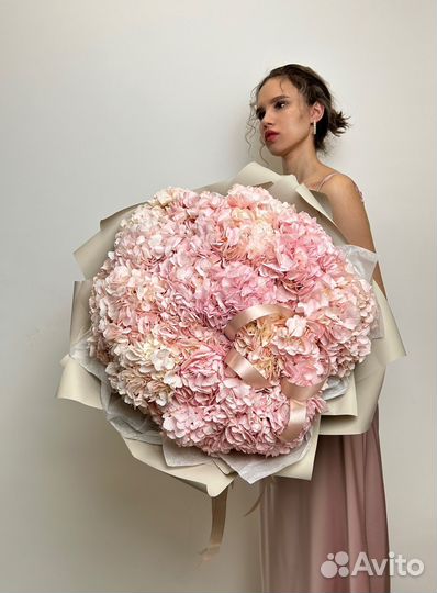 Букет гигант из гортензий. Гортензии