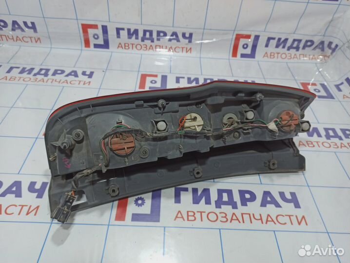 Фонарь задний правый Hyundai Grand Starex (TQ) 924