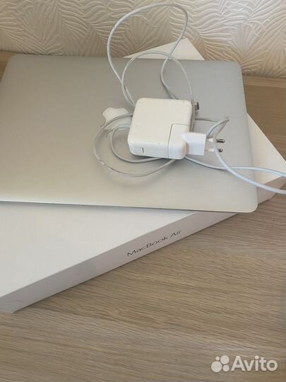 Macbook air 13 2015 8gb