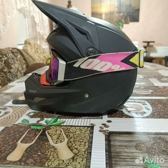 Кроссовый шлем