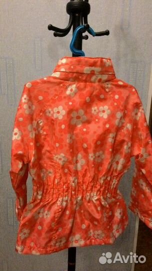 Ветровка для девочки новая