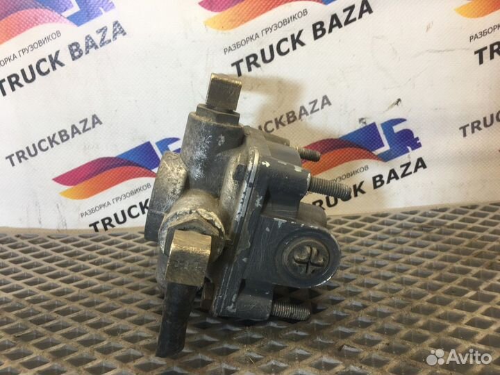 Клапан ускорительный Mercedes-Benz Actros