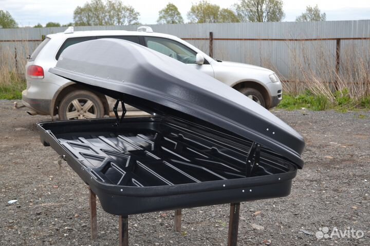 Автобокс Ветлан 1100 черный на Renault Laguna