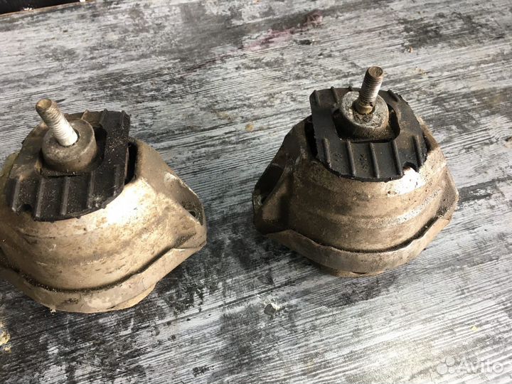 Опоры подушки двигателя BMW 5 E60