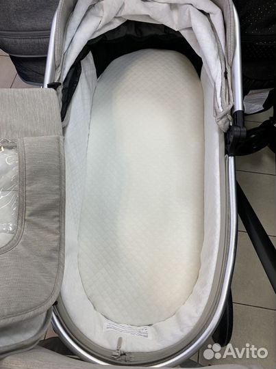 Коляска Luxmom 750 2 в 1/3 в 1