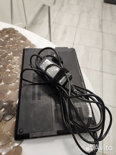 Ноутбук hp с зарядкой