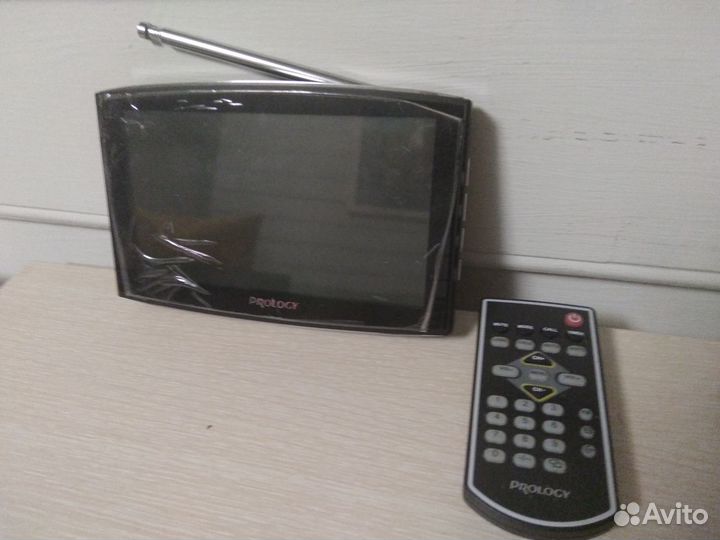 Автомобильный телевизор ЖК Prology hdtv-70 L
