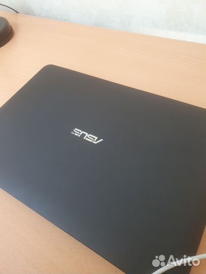 Asus x555l i5 5200u ssd512/8gb nvidia 920m