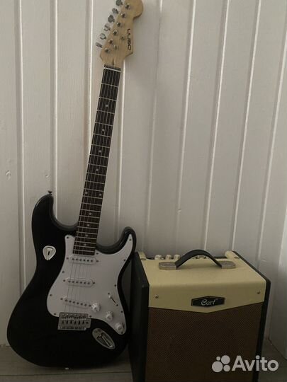 Электро гитара с комбиком