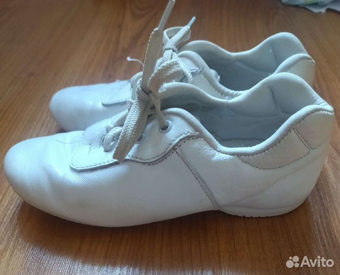 Кроссовки для спортивной аэробики, черлидинга