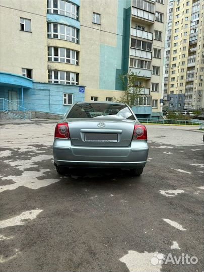 Toyota Avensis 1.8 AT, 2008, 200 500 км